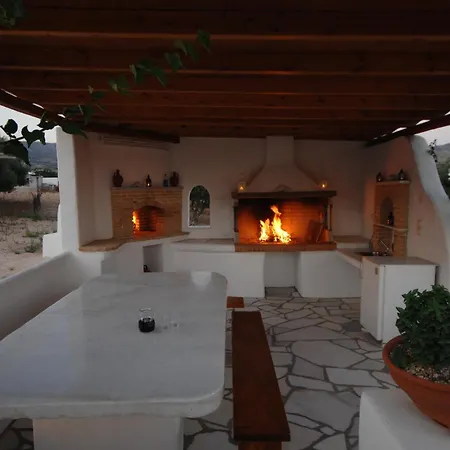بيت للعطل Maria's Village Two Bedroom House 1