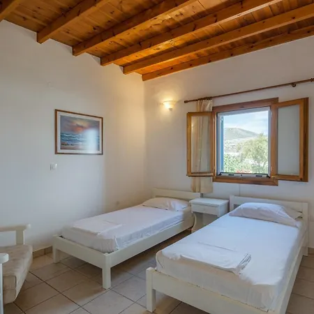 Maria's Village Two Bedroom House 1 Σπίτι διακοπών Αλυκή